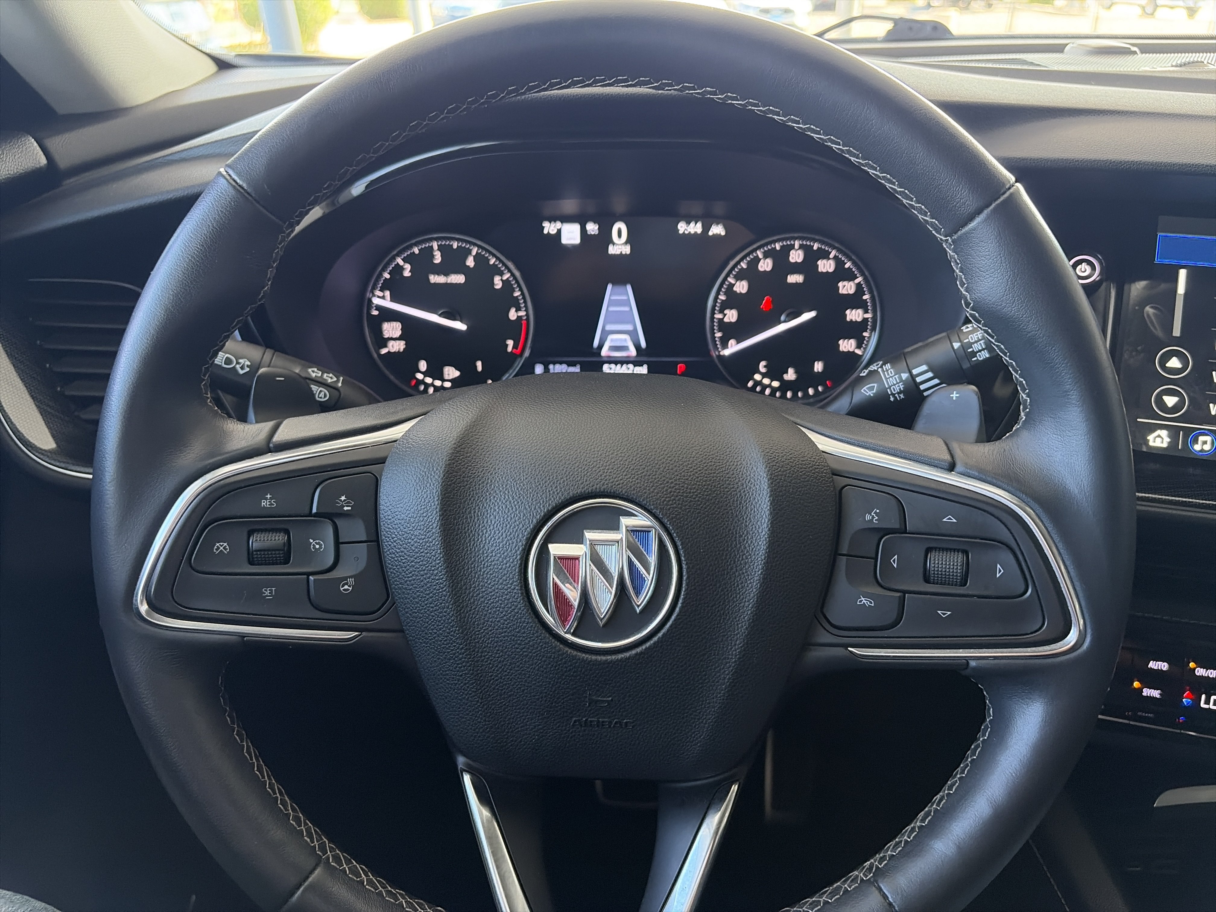 Used 2022 Buick Envision Essence w/ Technology Package II FWD image 18