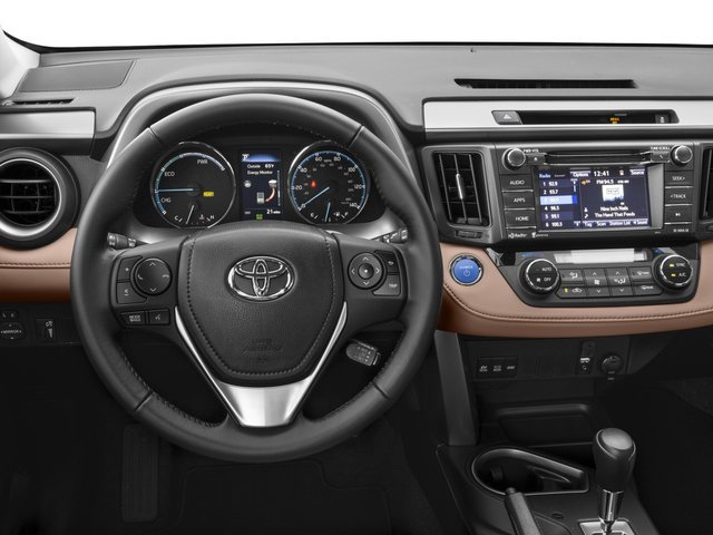 Used 2018 Toyota RAV4 XLE w/ Carpet Mat Package image 10