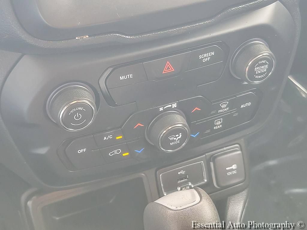 Certified 2020 Jeep Renegade Altitude FWD image 16