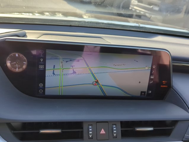 Used 2019 Lexus ES 350 w/ Luxury Package image 19