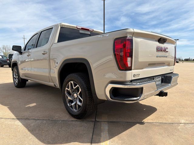 New 2026 GMC Sierra 1500 SLE w/ Preferred Package image 15