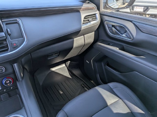 Used 2023 Chevrolet Tahoe LT w/ Luxury Package RWD image 17