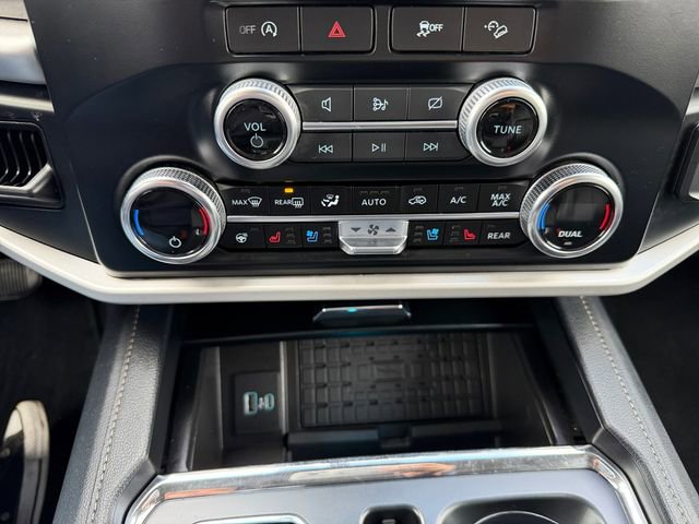 Used 2024 Ford Expedition XLT image 25