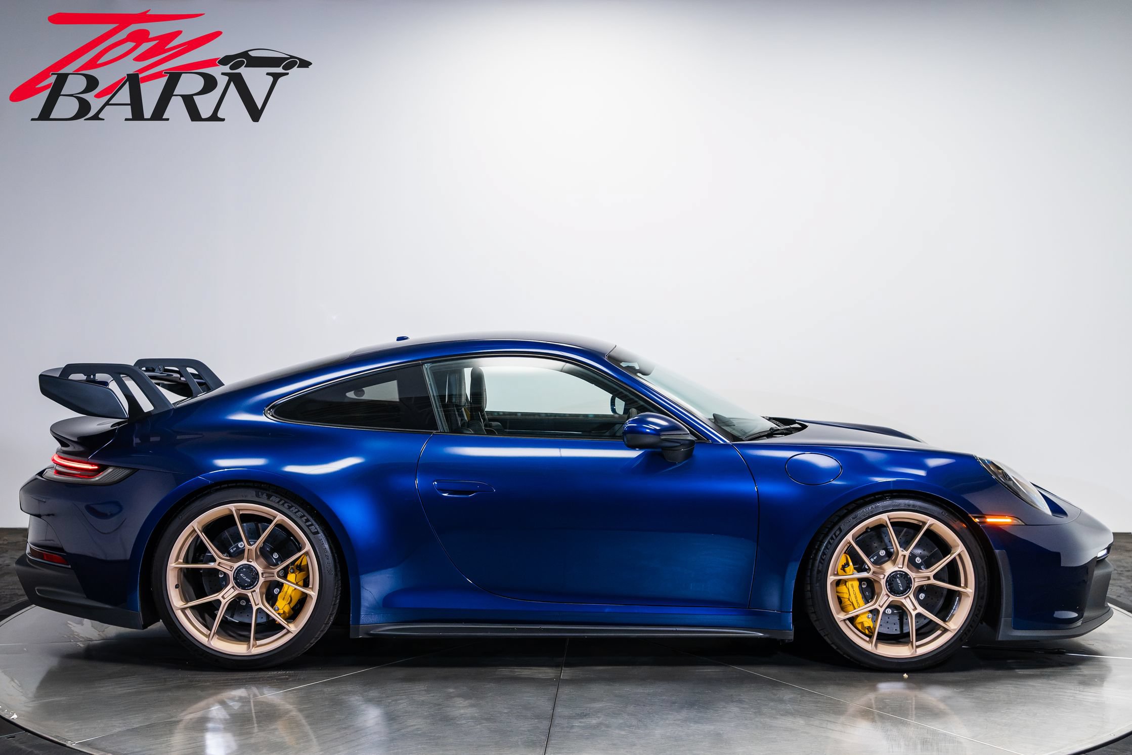 Used 2022 Porsche 911 GT3 RWD image 6