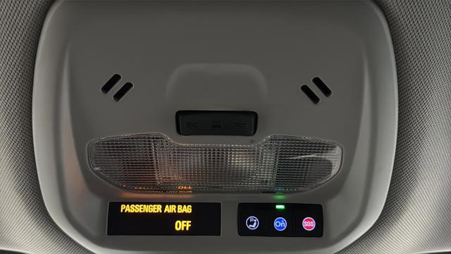 Used 2025 Chevrolet Trax LT FWD image 25
