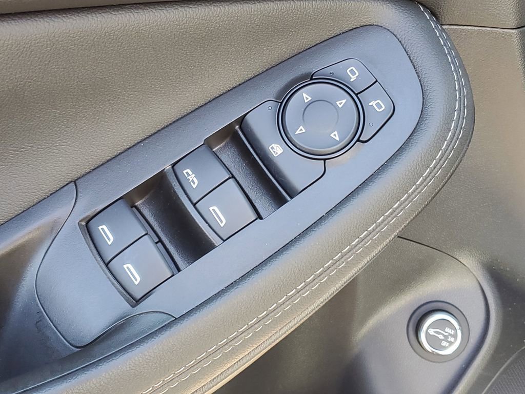 Used 2023 Buick Encore GX Essence w/ Advanced Technology Package AWD/4WD image 26