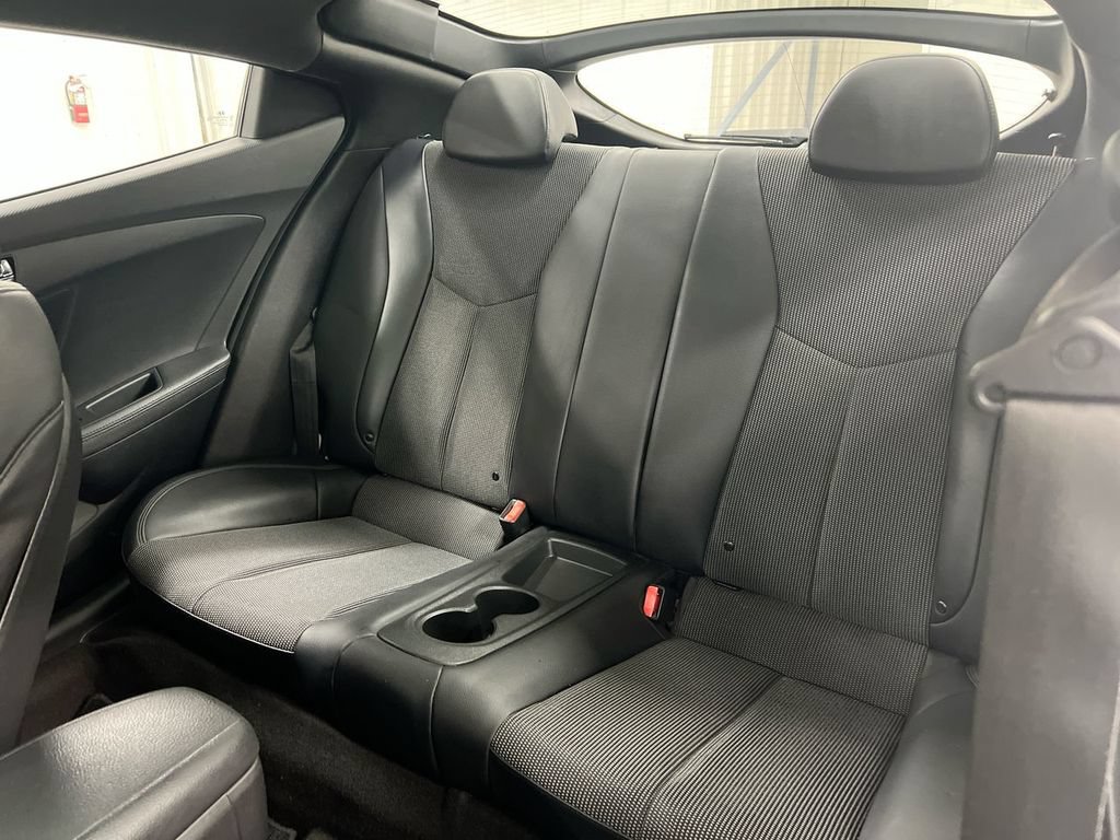 Used 2016 Hyundai Veloster w/ Option Group 02 FWD image 23