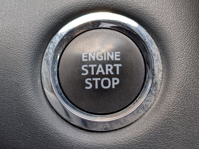 Used 2023 Toyota Highlander XLE image 31