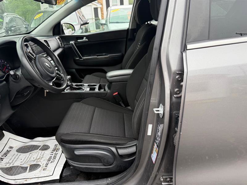 Used 2018 Kia Sportage LX AWD/4WD image 11