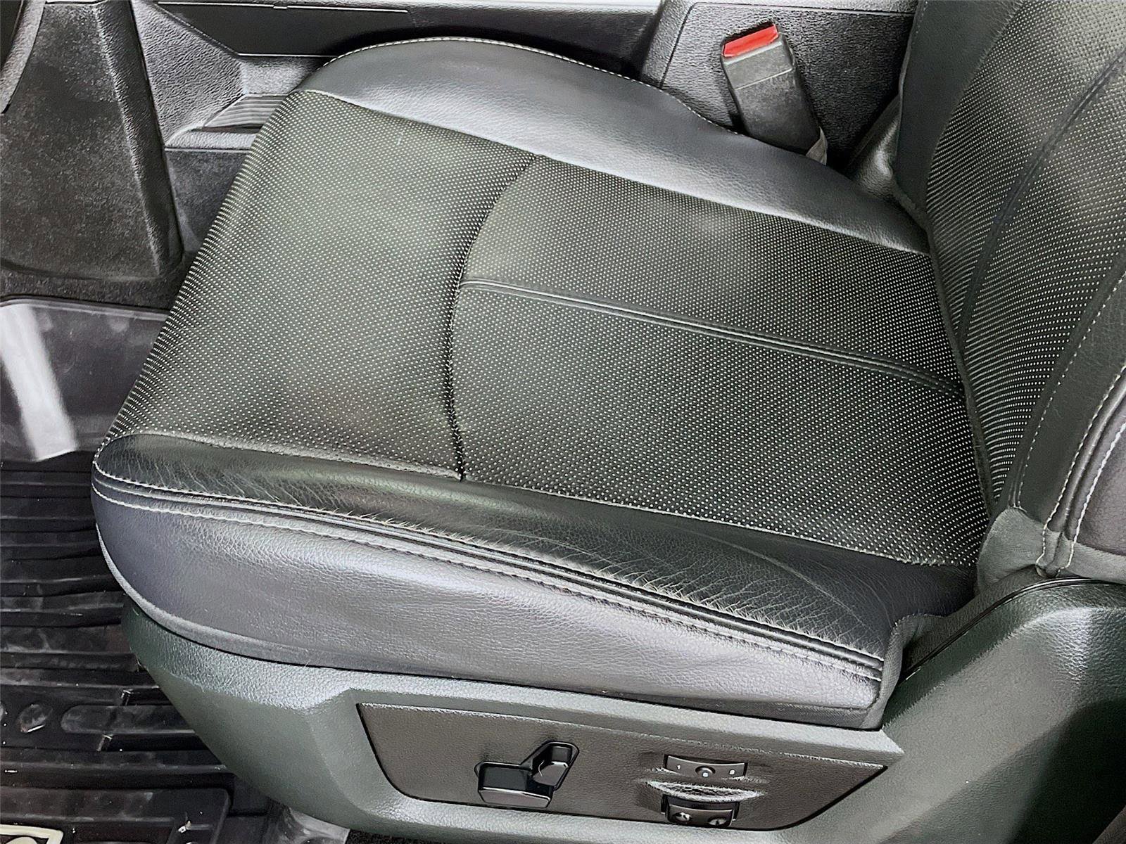 Used 2018 RAM 2500 Laramie w/ Convenience Group image 24