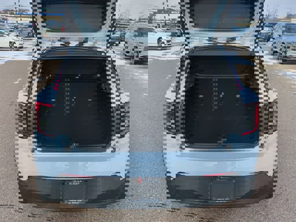 New 2025 Volvo EX30 Plus w/ Climate Package image 24