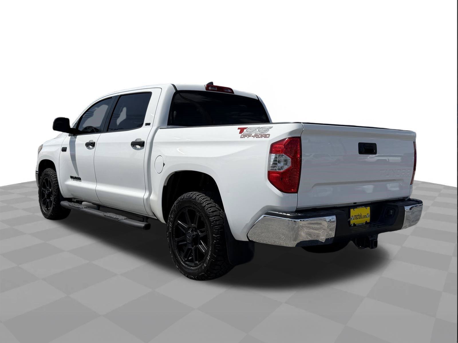 Used 2020 Toyota Tundra SR5 w/ SR5 Upgrade Package RWD image 3