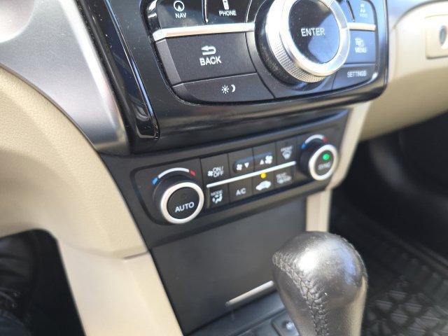 Used 2016 Acura ILX w/ Technology Plus Package FWD image 24