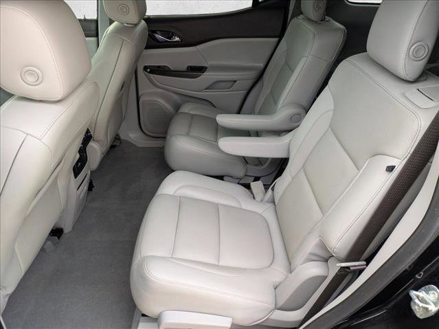 Used 2019 GMC Acadia SLT w/ LPO, Floor Liner Package image 18