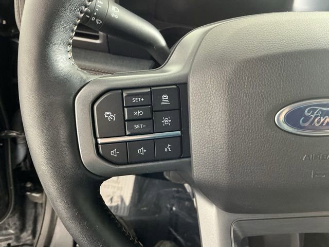 Used 2022 Ford F150 Lightning Lariat image 25