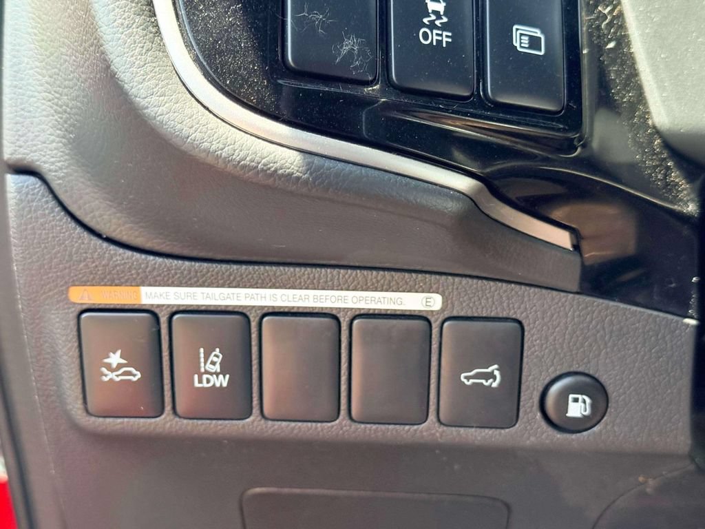 Used 2020 Mitsubishi Outlander SEL AWD/4WD image 16