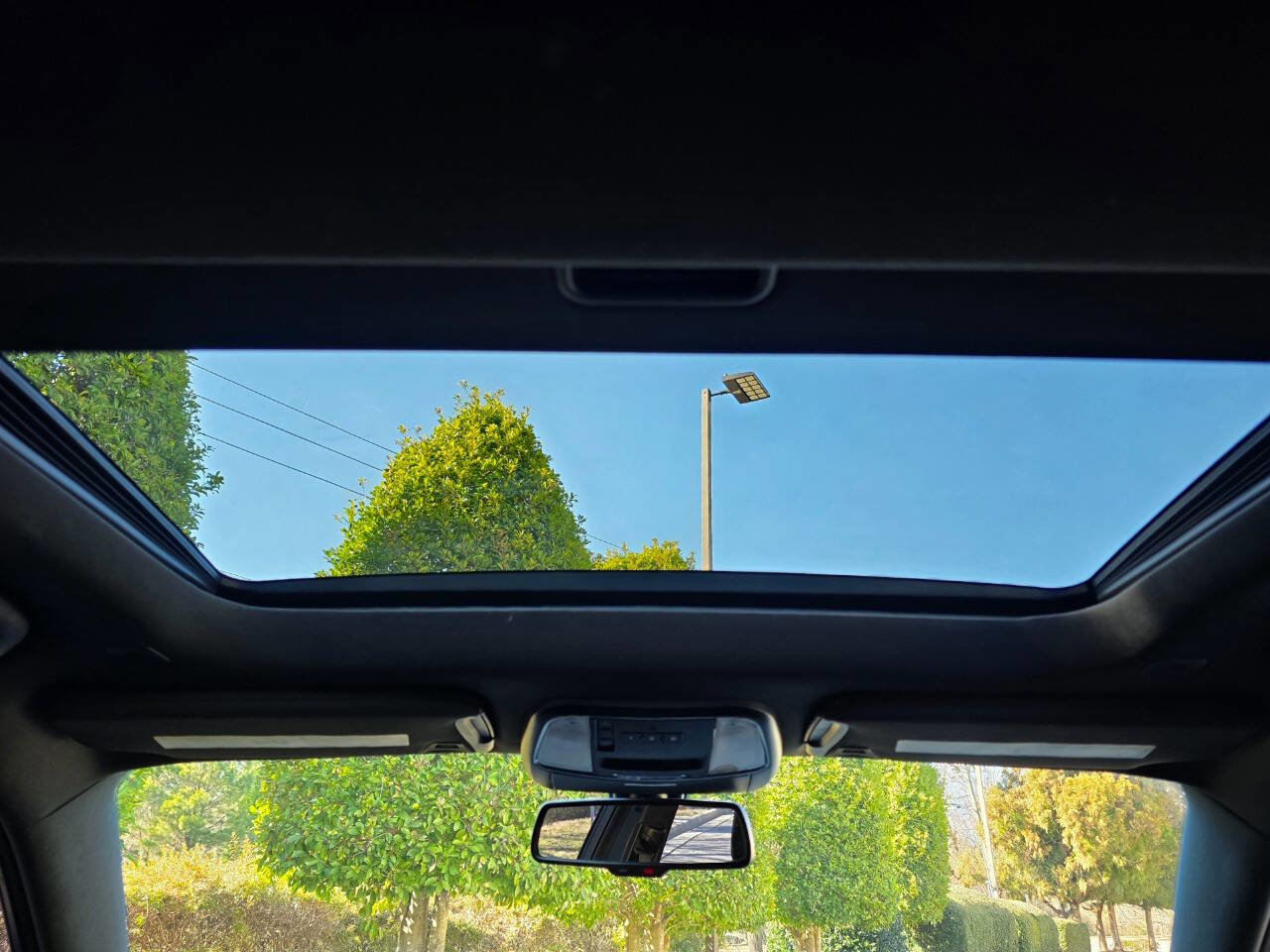 Used 2018 Dodge Charger R/T Scat Pack RWD image 31