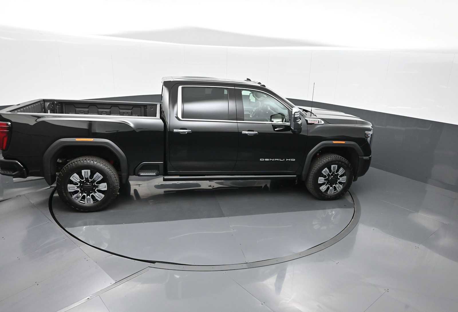 New 2025 GMC Sierra 2500 Denali w/ Technology Package image 17