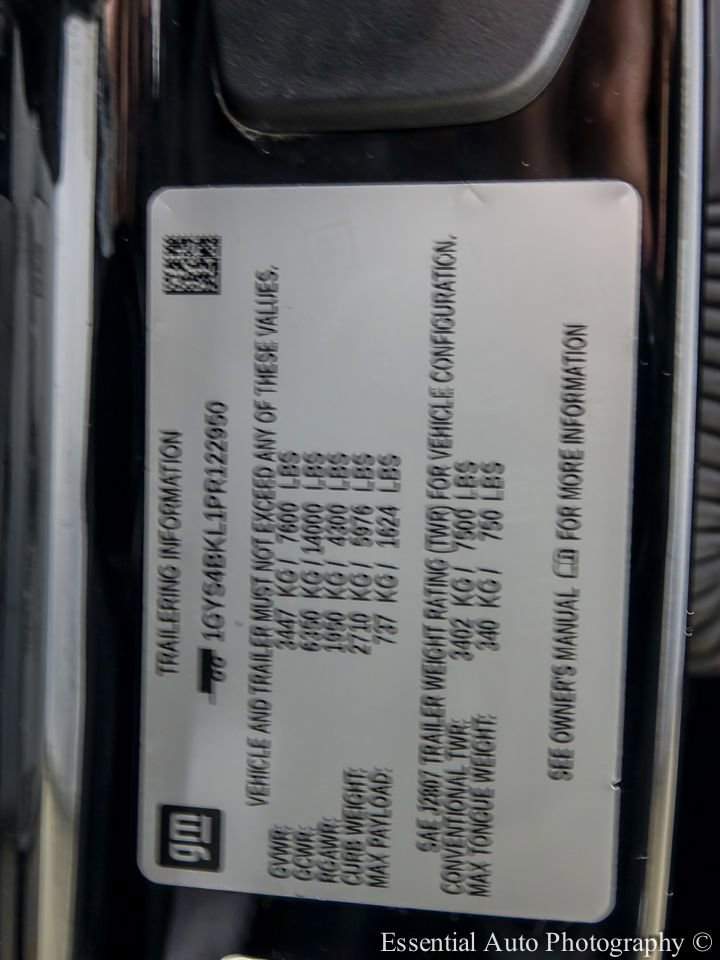 Used 2023 Cadillac Escalade Premium Luxury w/ LPO, Radiant Package AWD/4WD image 32