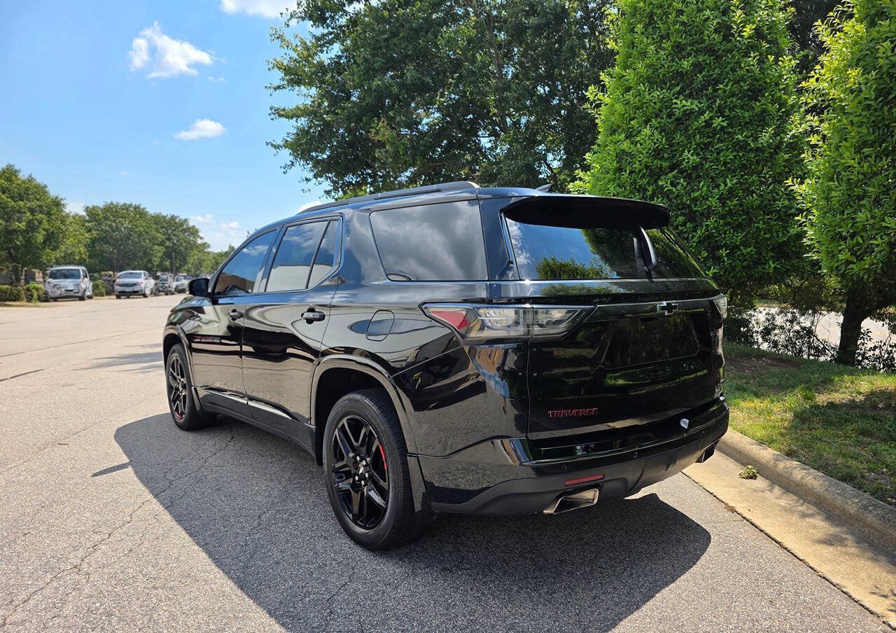 Used 2018 Chevrolet Traverse Premier w/ Redline Edition AWD/4WD image 3
