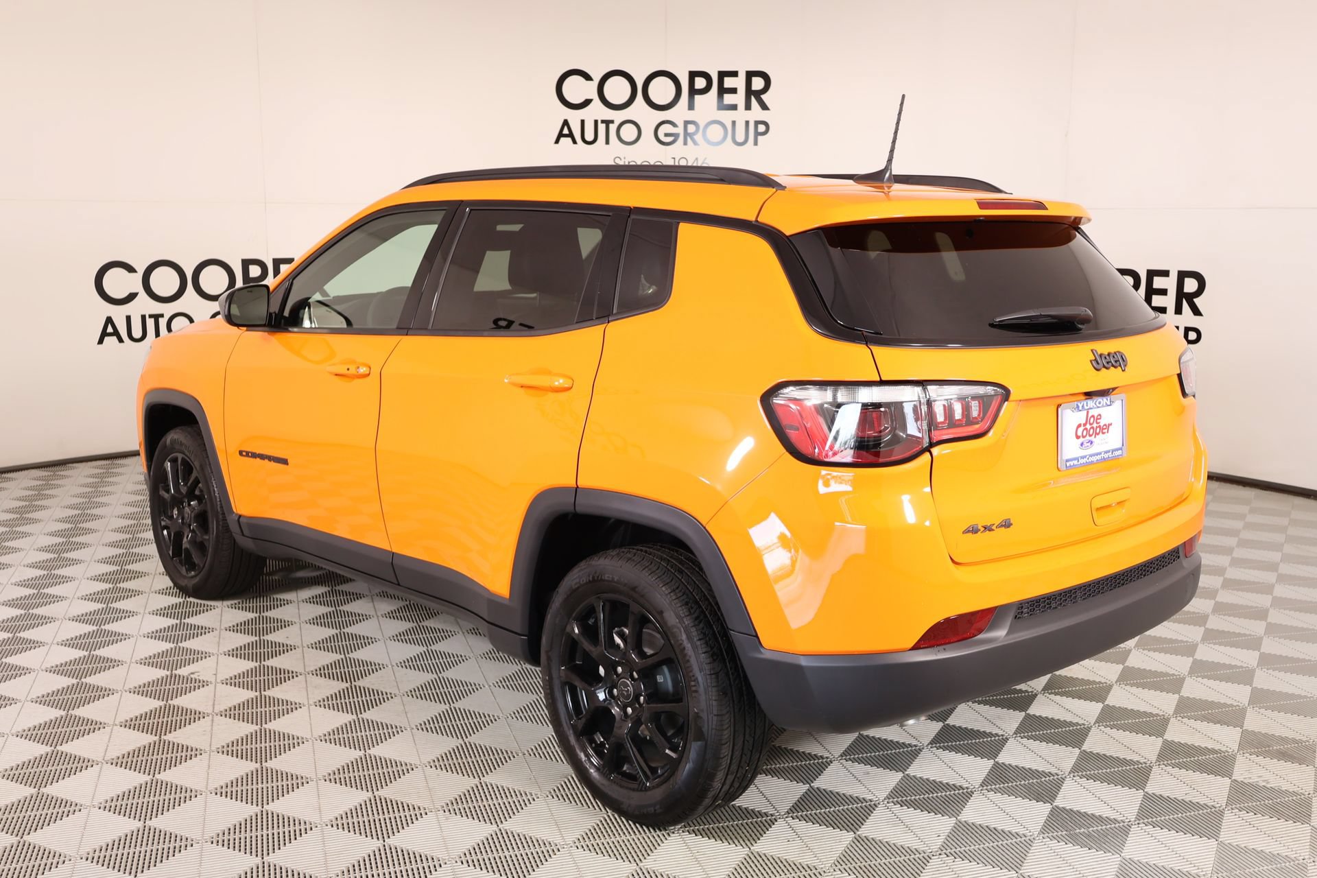 Used 2026 Jeep Compass Latitude AWD/4WD image 21