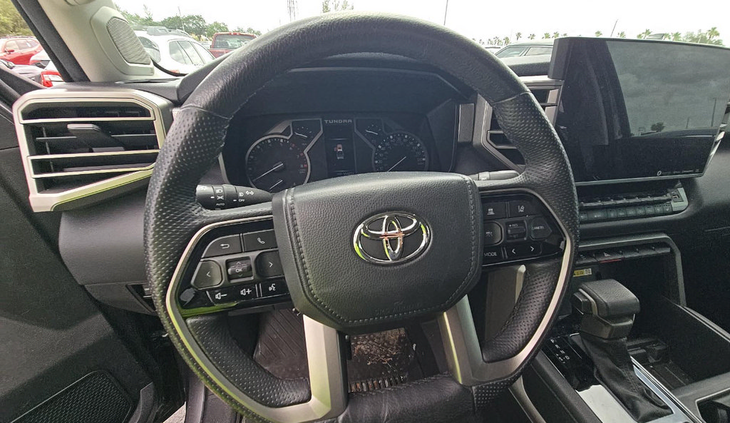 Used 2022 Toyota Tundra Limited AWD/4WD image 15