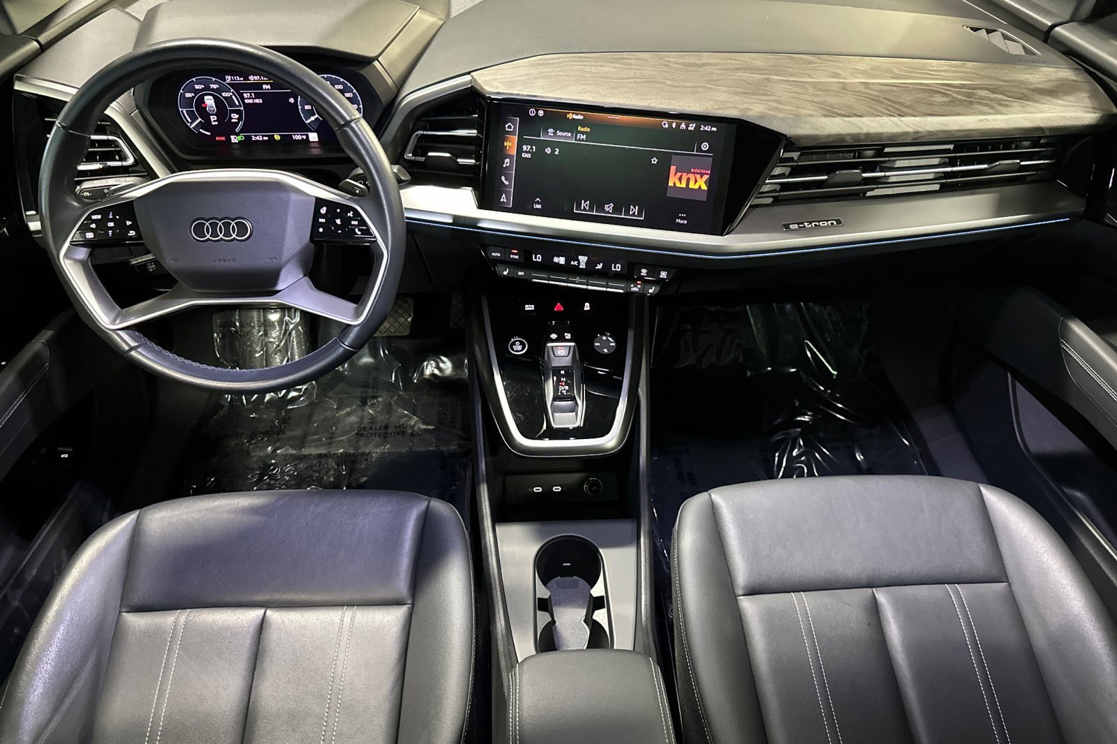 Used 2023 Audi Q4 e-tron Premium Plus AWD/4WD image 12