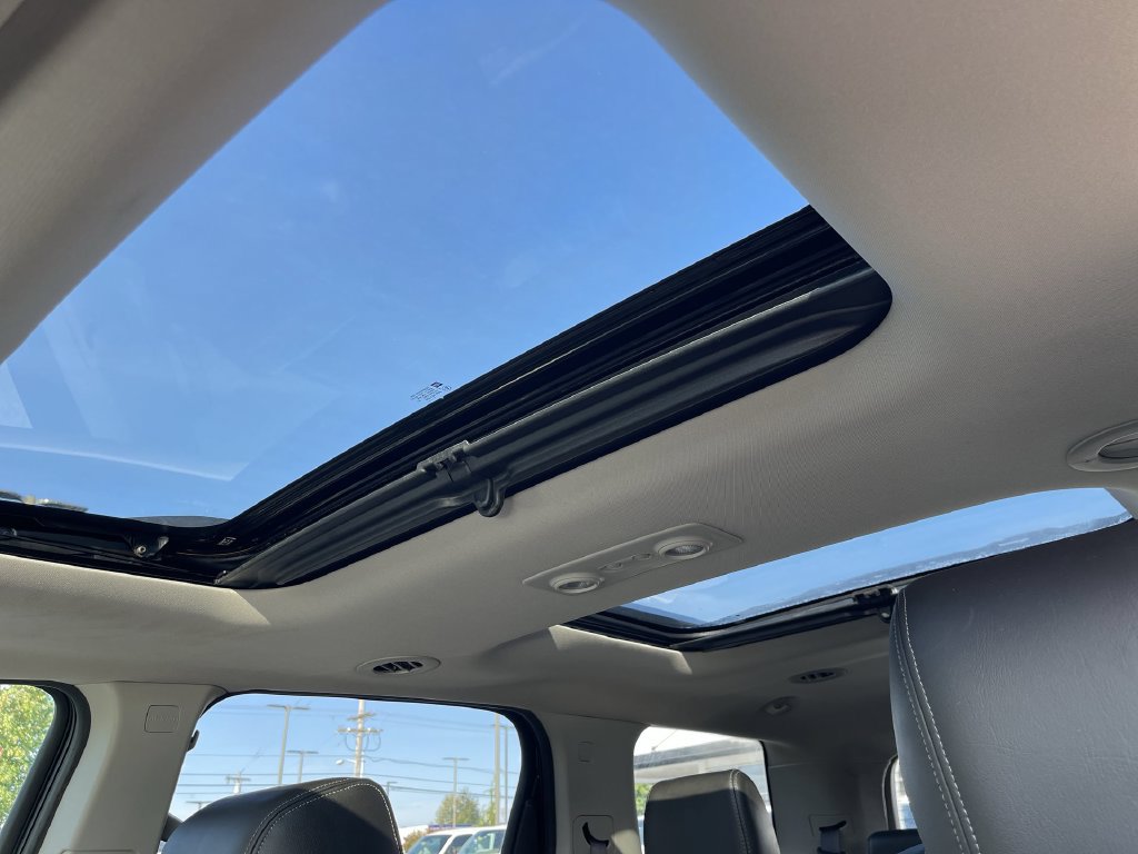 Used 2015 GMC Acadia Denali AWD/4WD image 18