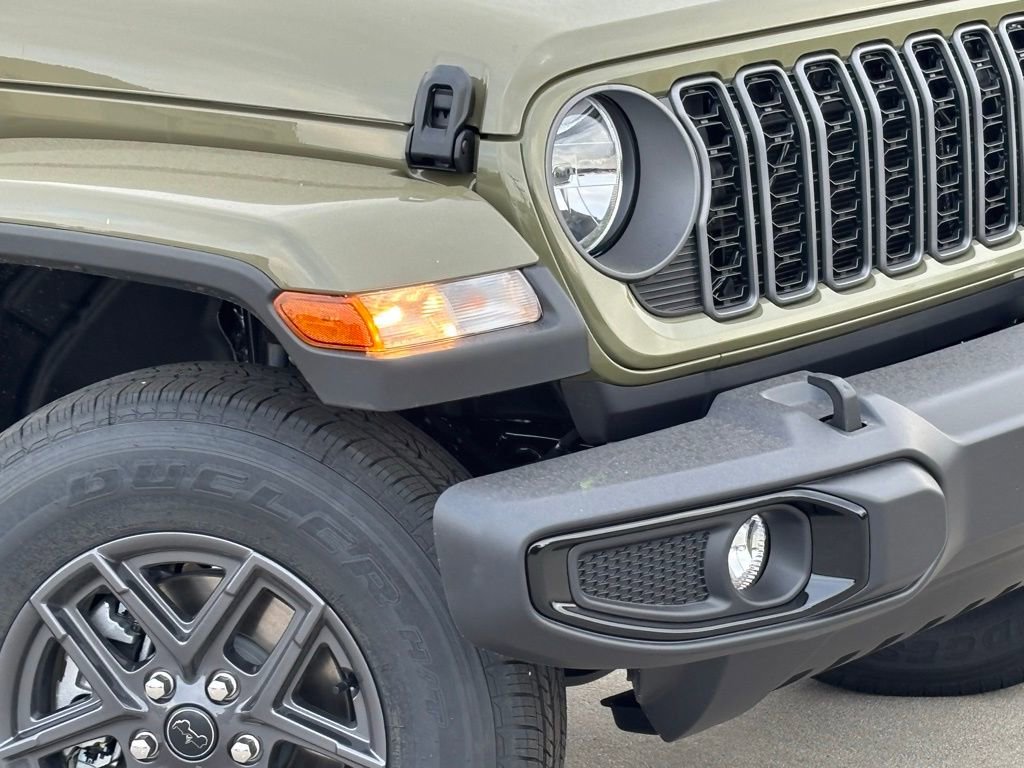 New 2026 Jeep Gladiator Sport image 8