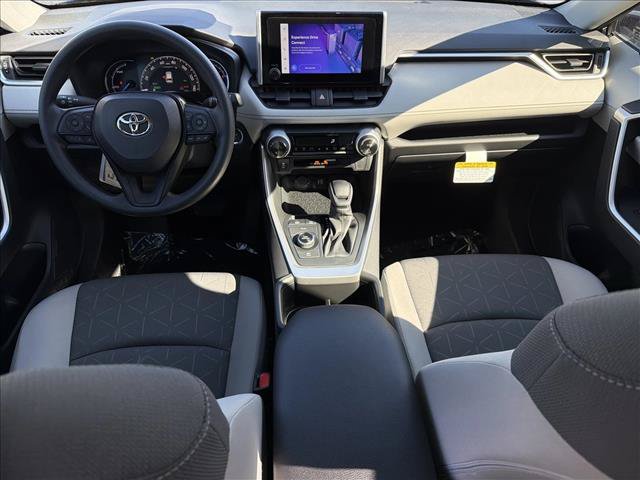 Used 2025 Toyota RAV4 XLE AWD/4WD image 21