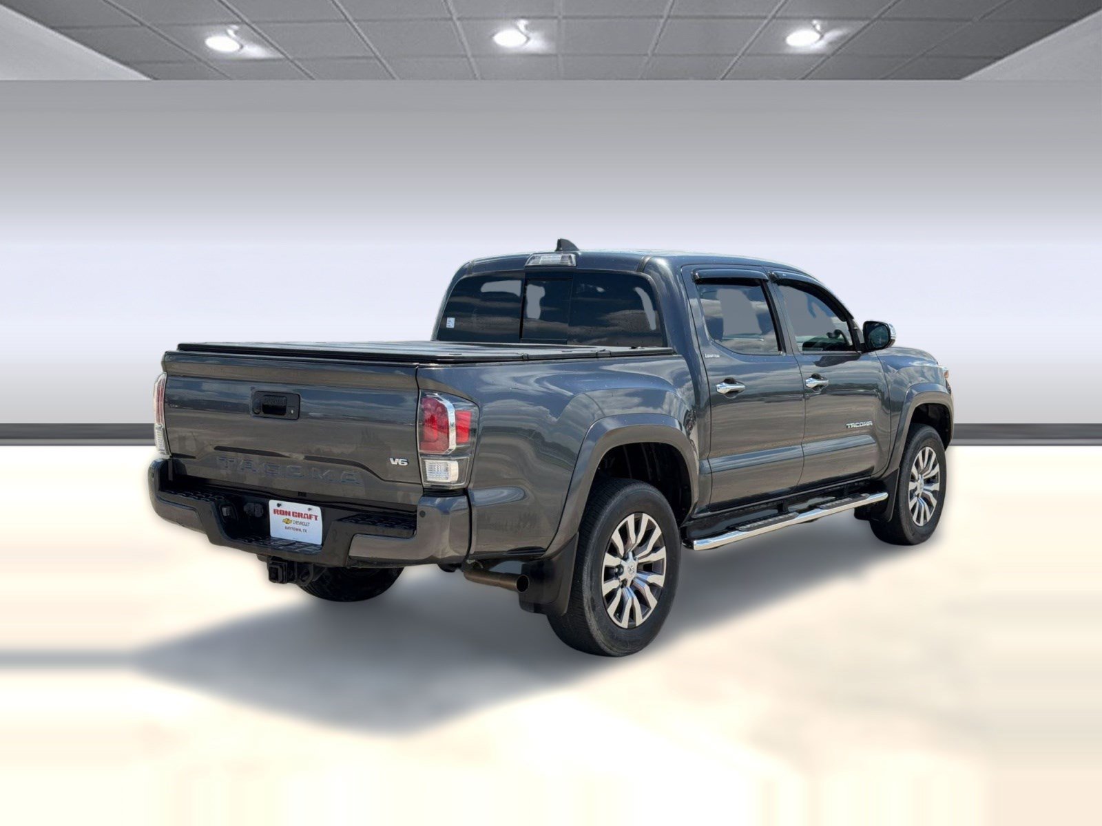 Used 2022 Toyota Tacoma Limited RWD image 9