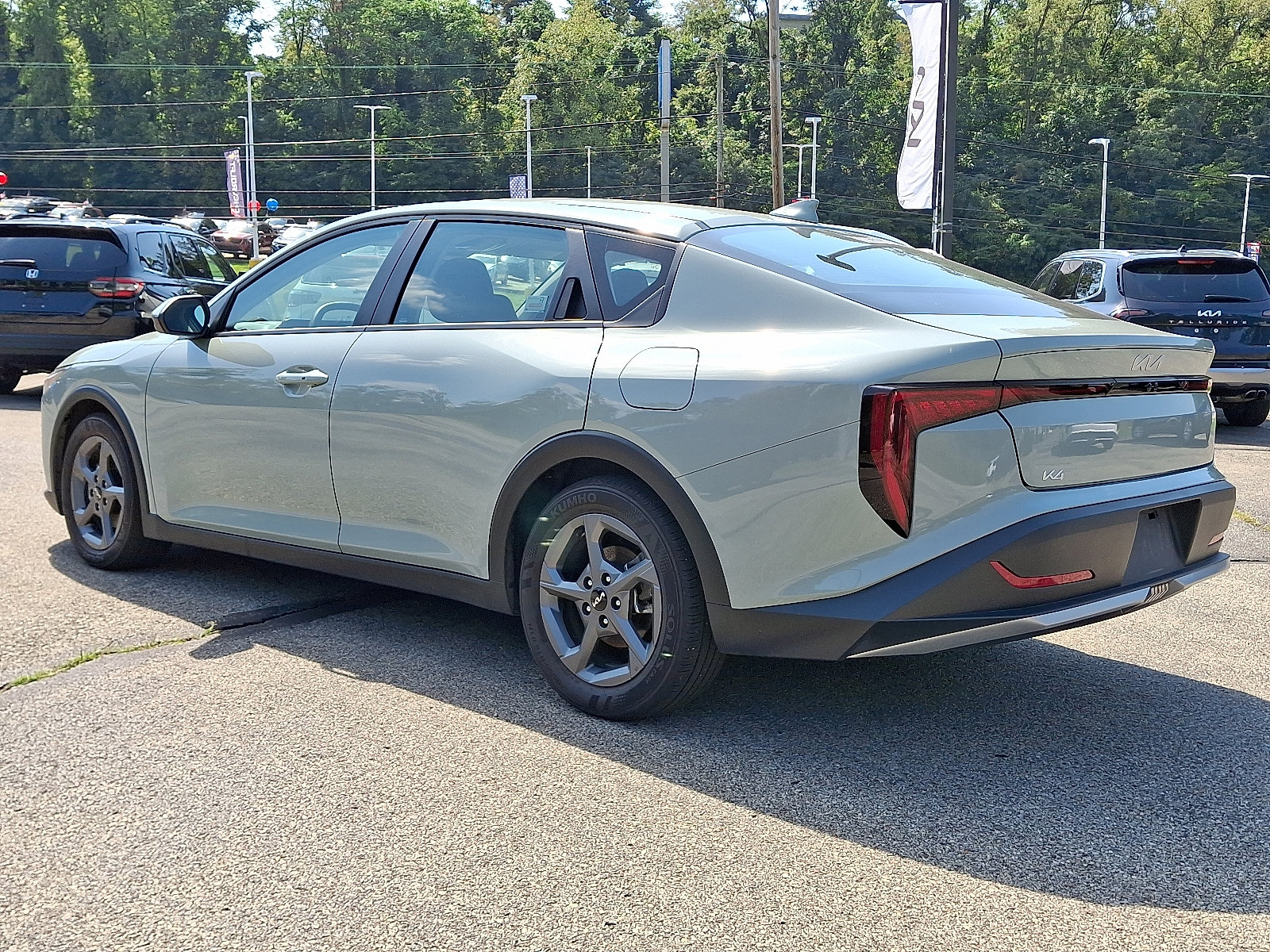 Used 2025 Kia K4 FWD image 4