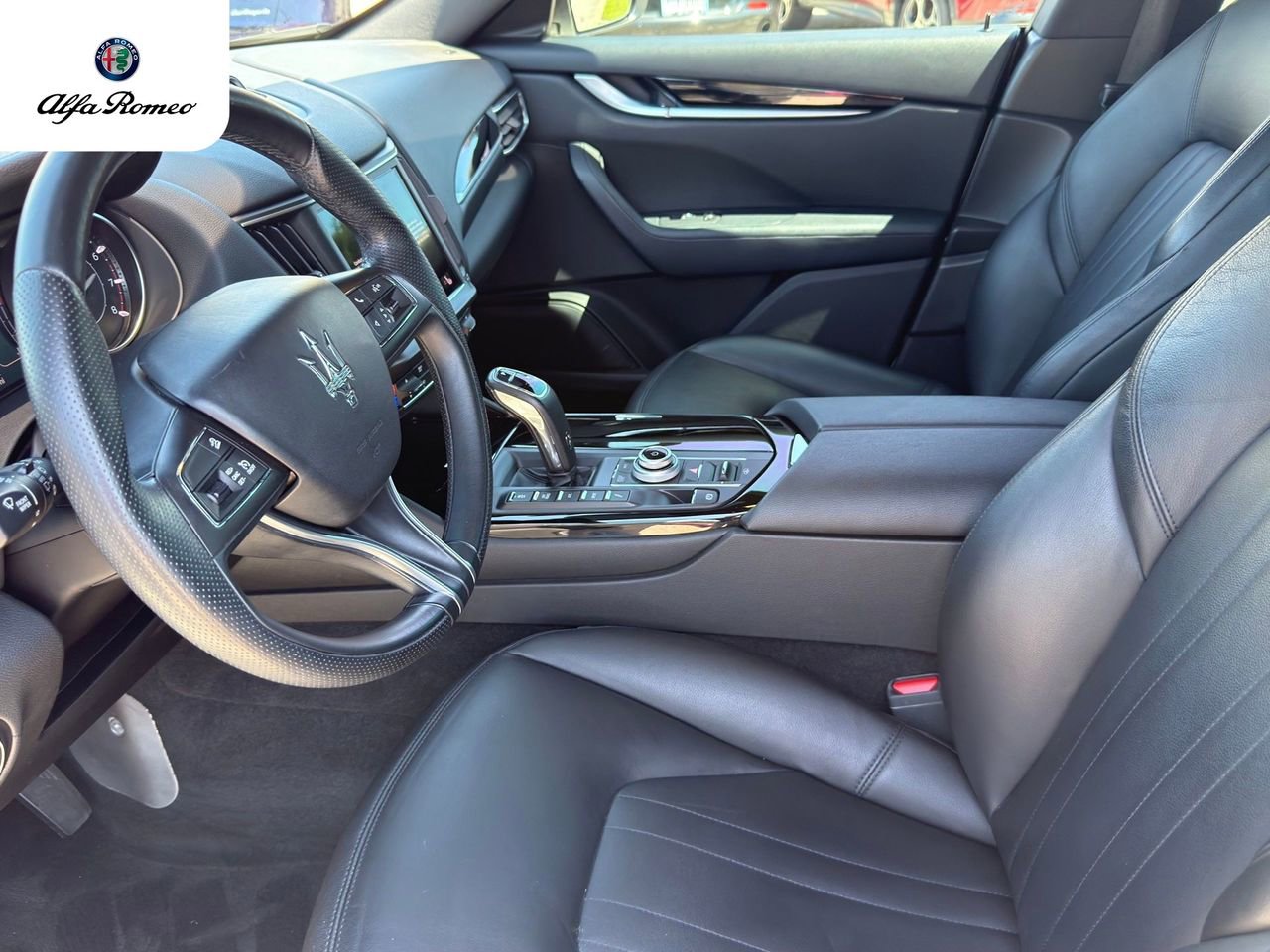 Used 2021 Maserati Levante AWD/4WD image 15