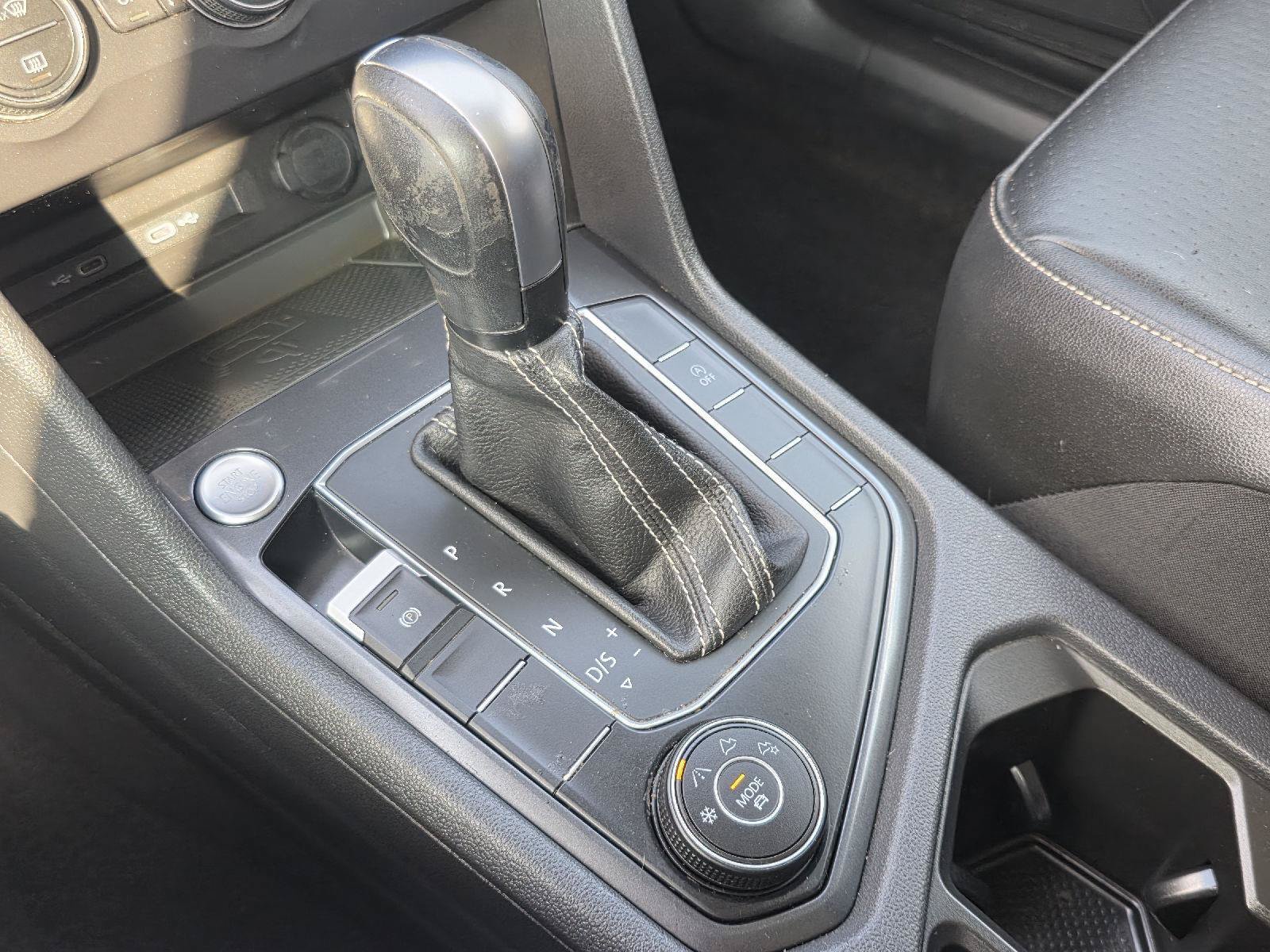 Used 2021 Volkswagen Tiguan SEL AWD/4WD image 15