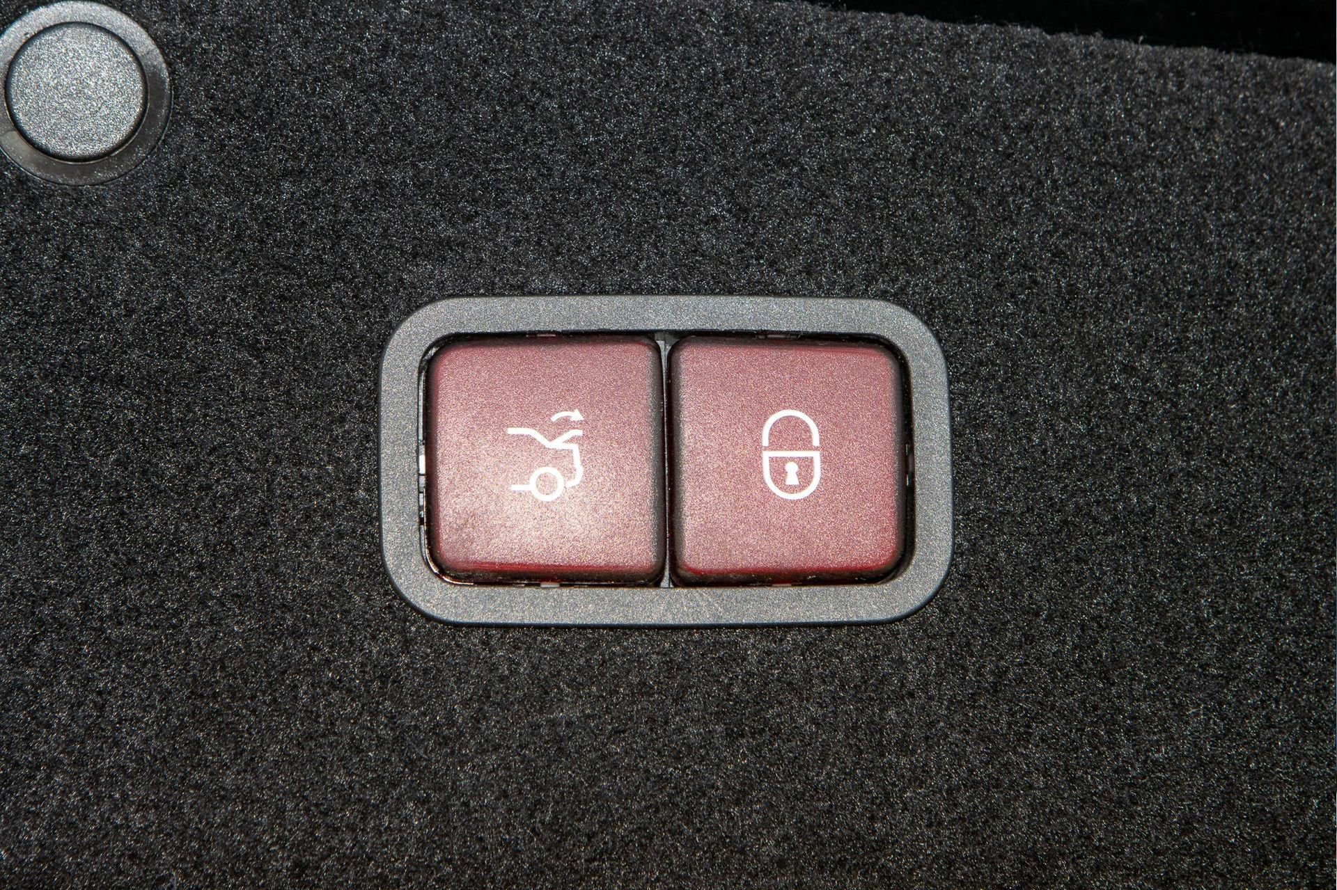 Used 2018 Mercedes-Benz S 450 4MATIC Sedan w/ Premium Package image 10