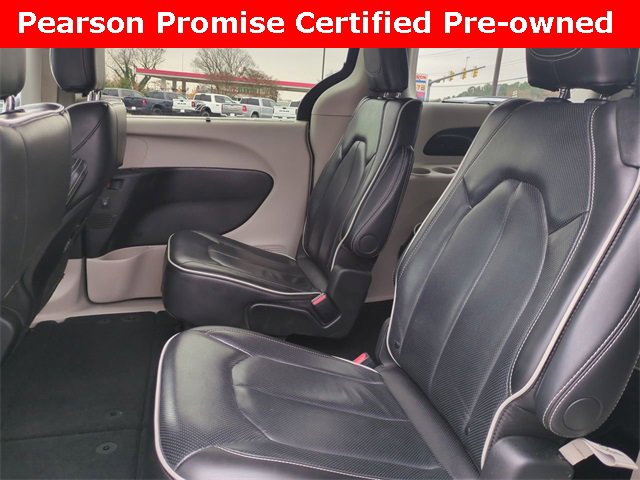 Used 2024 Chrysler Pacifica Limited image 14