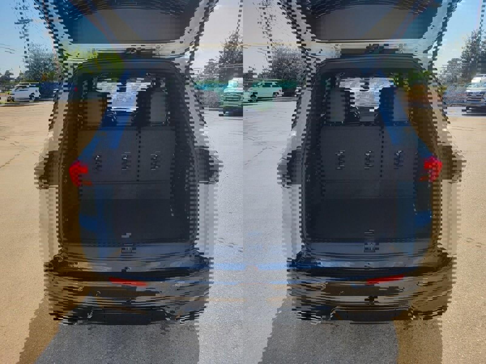 New 2026 Buick Enclave Sport Touring w/ Power Package image 7