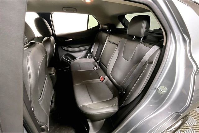Used 2023 Buick Encore GX Select w/ Sport Touring Package image 25