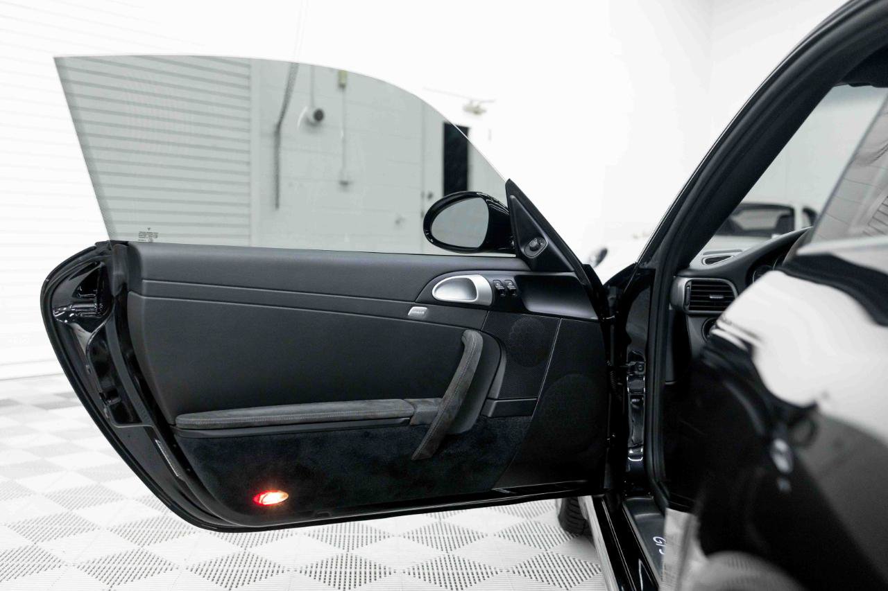 Used 2010 Porsche 911 GT3 RWD image 33