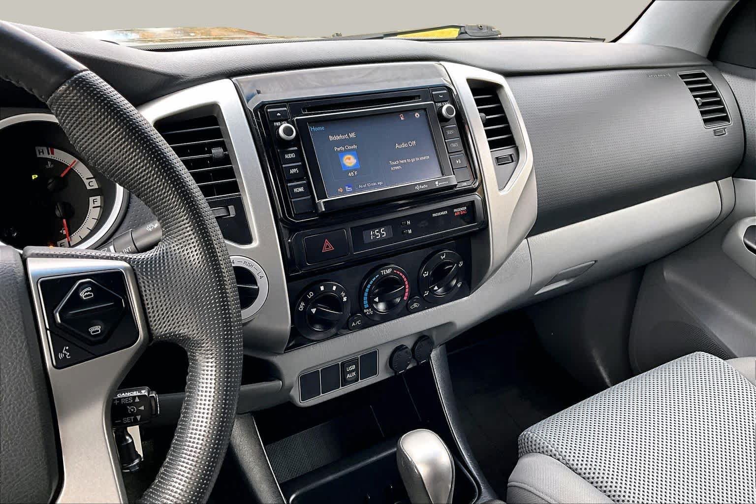 Used 2014 Toyota Tacoma 4x4 Double Cab w/ TRD Sport Package image 6