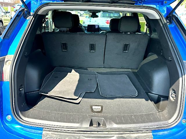 Used 2026 Chevrolet Blazer LT FWD image 13