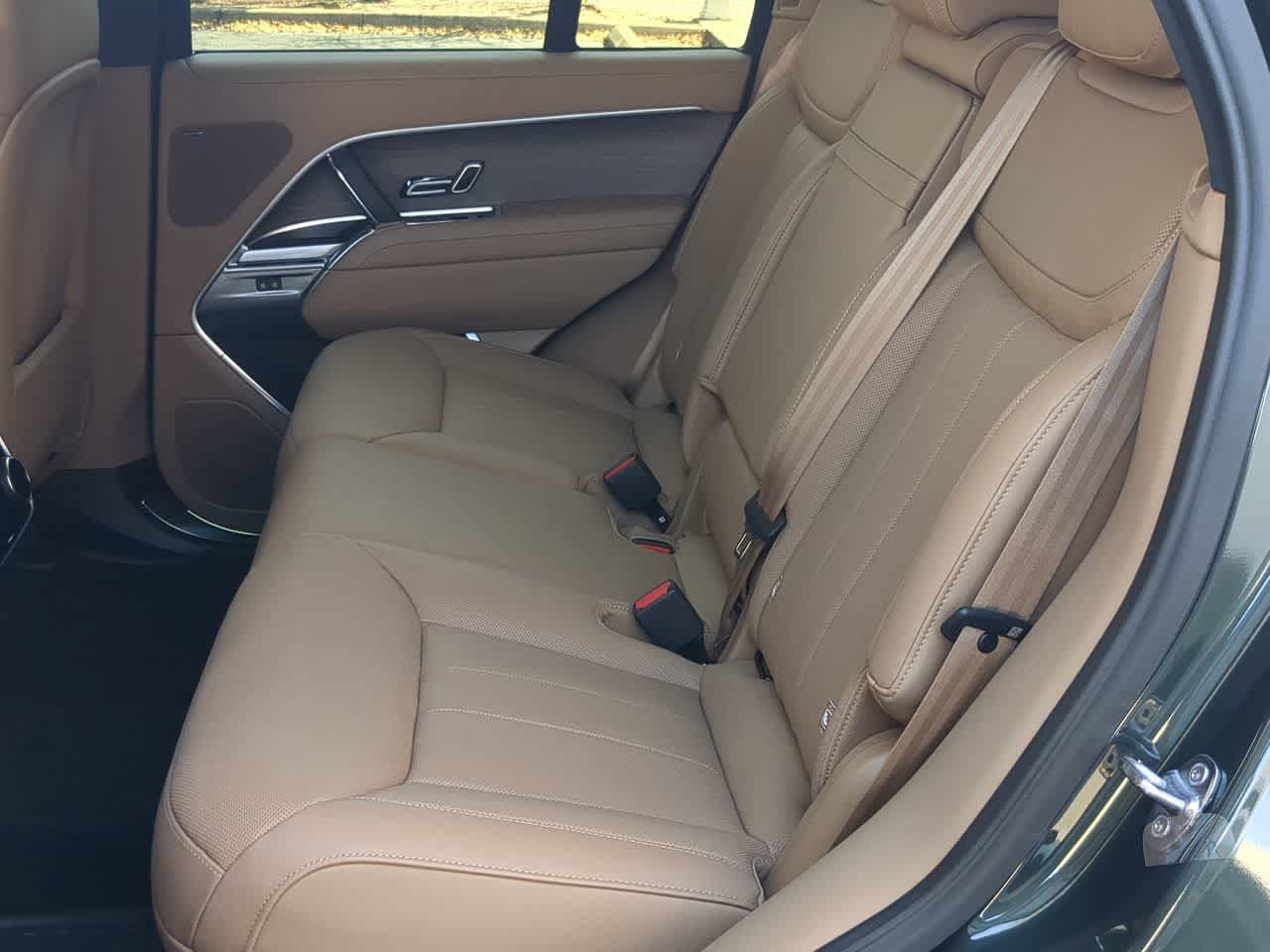 New 2026 Land Rover Range Rover SE AWD/4WD image 21