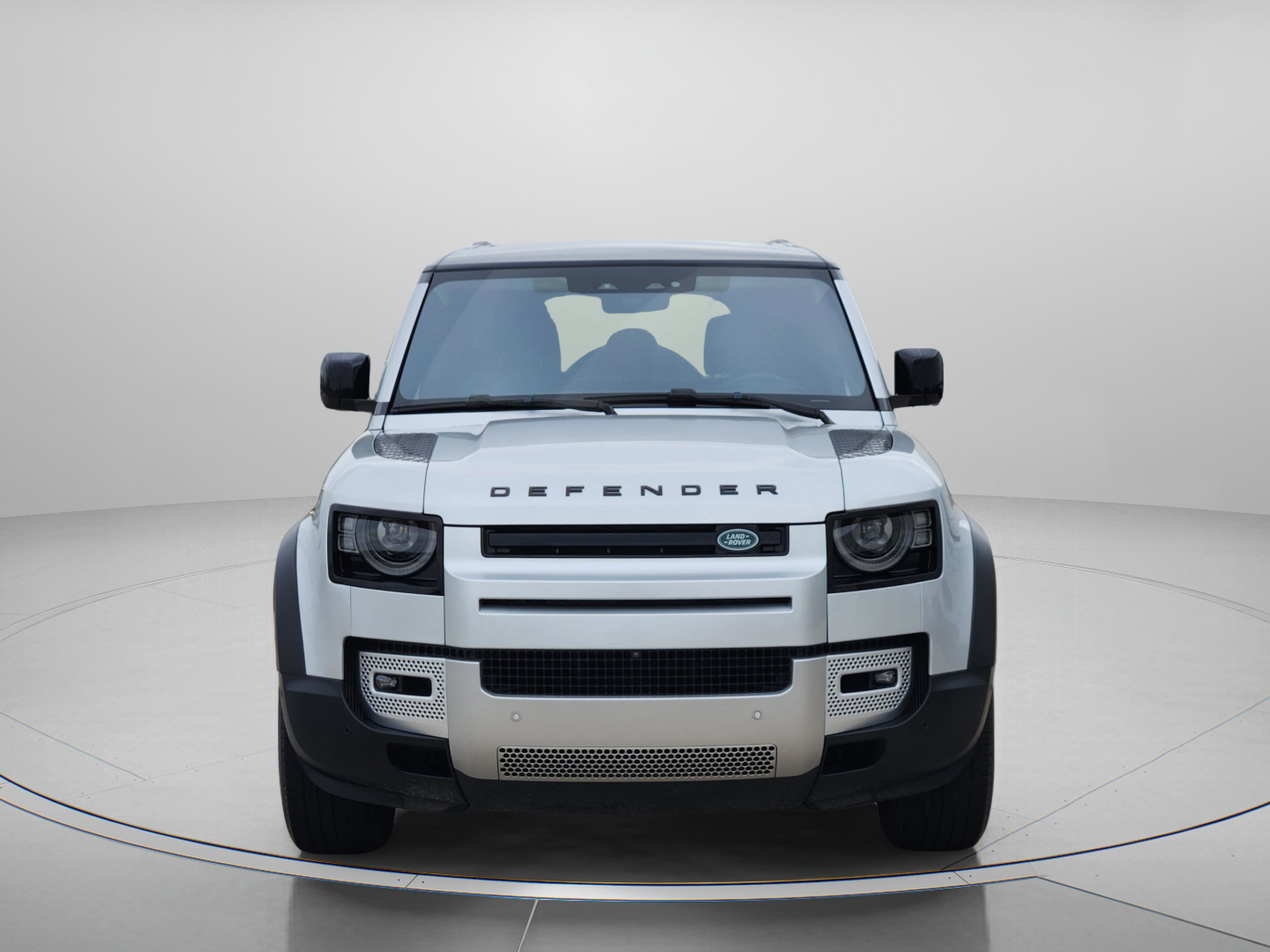 Used 2020 Land Rover Defender 110 First Edition AWD/4WD image 6