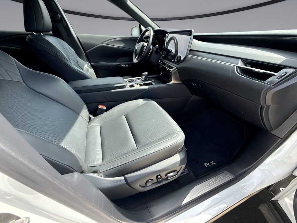 Used 2025 Lexus RX 350 Premium w/ Accessory Package (Z1) FWD image 15