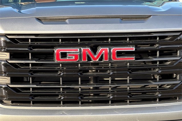 Used 2025 GMC Sierra 1500 Elevation image 48