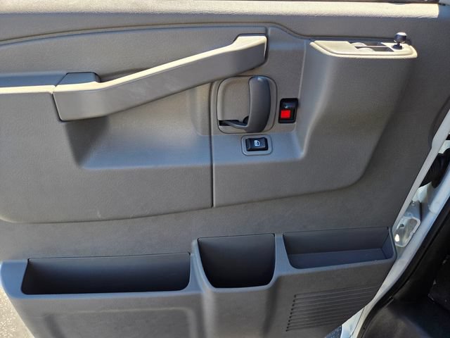 Used 2024 Chevrolet Express 3500 LT w/ LT Preferred Equipment Group RWD image 17