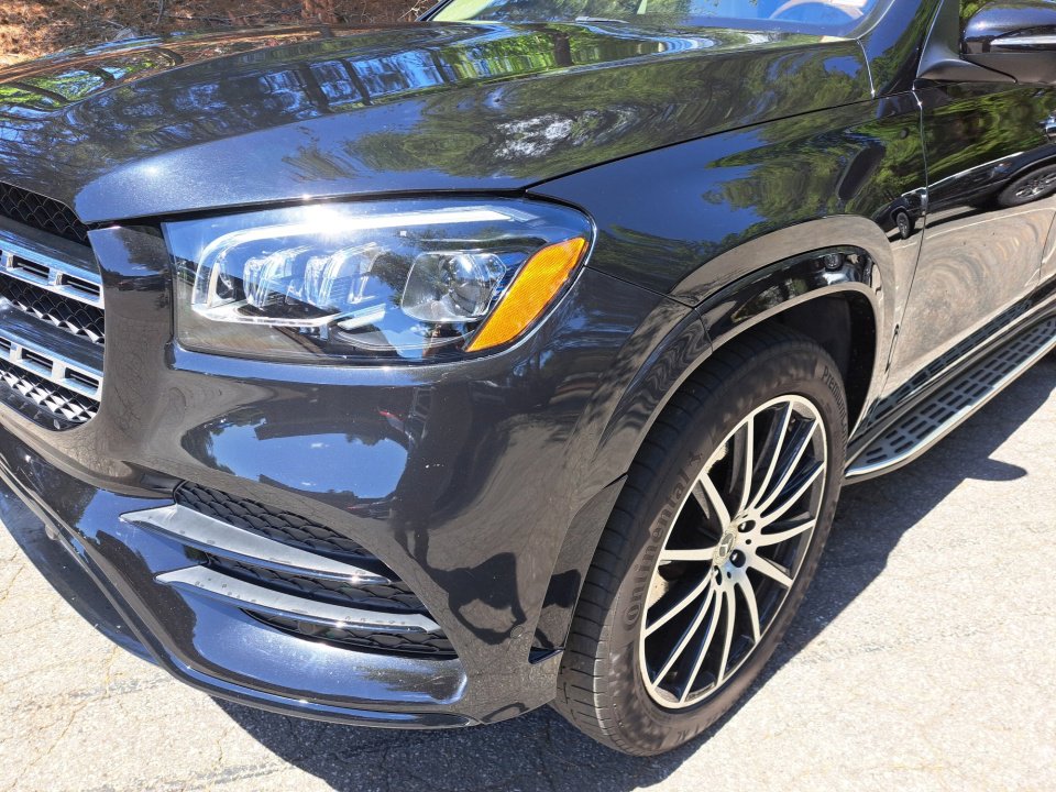 Used 2022 Mercedes-Benz GLS 580 4MATIC image 26