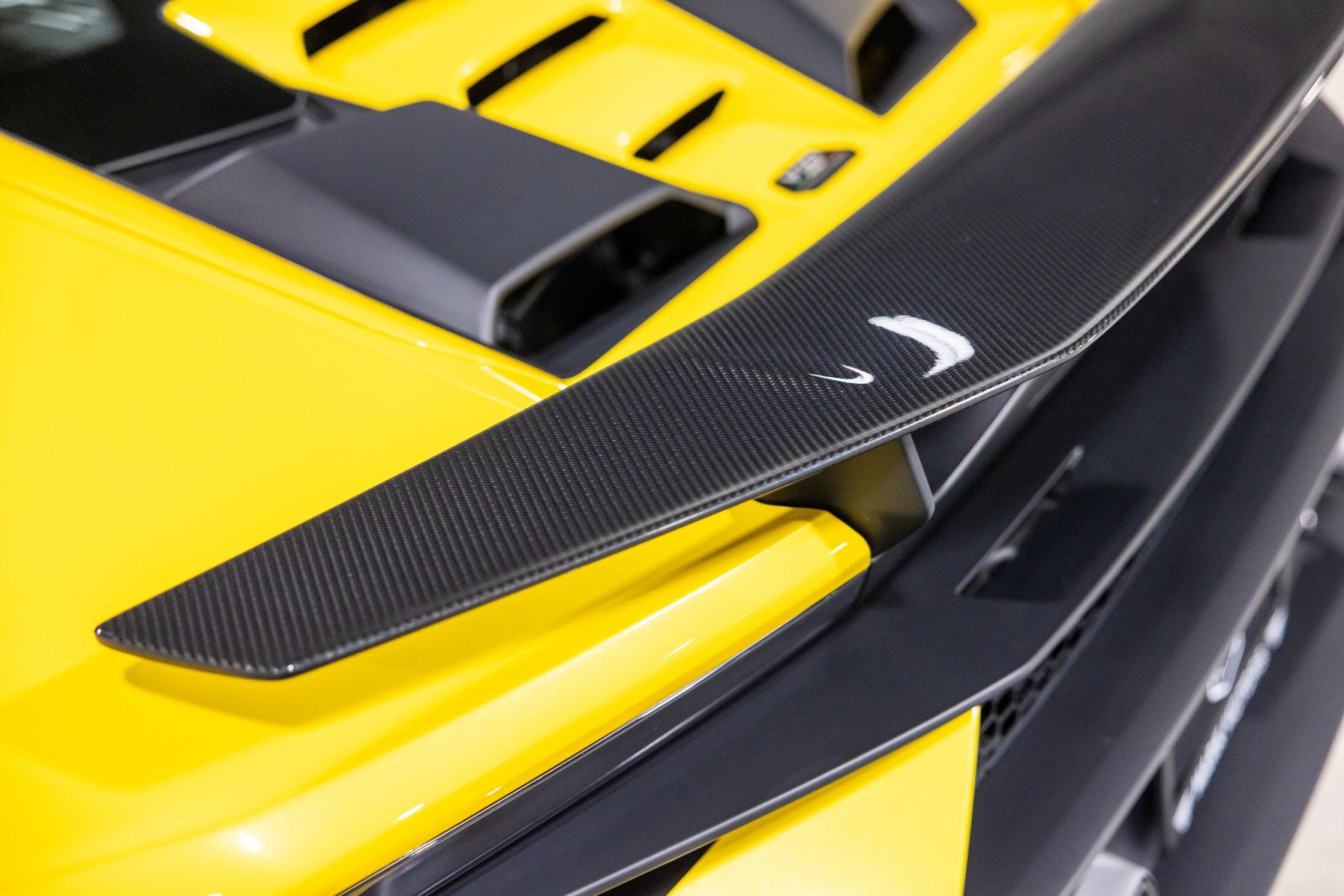 Used 2023 Lamborghini Huracan Tecnica RWD image 16