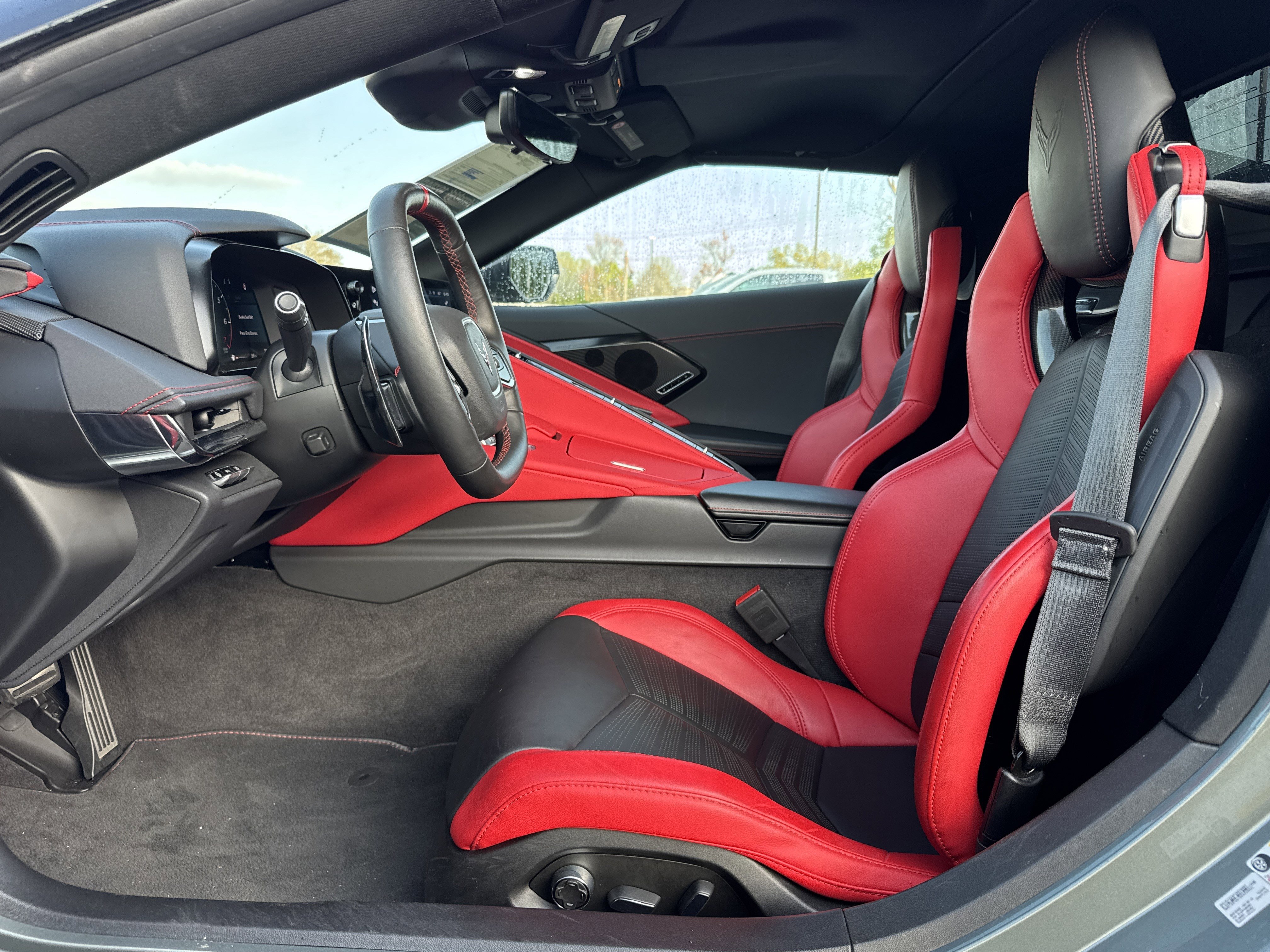 Used 2024 Chevrolet Corvette Stingray Preferred Conv w/ Stealth Interior Trim Package image 17