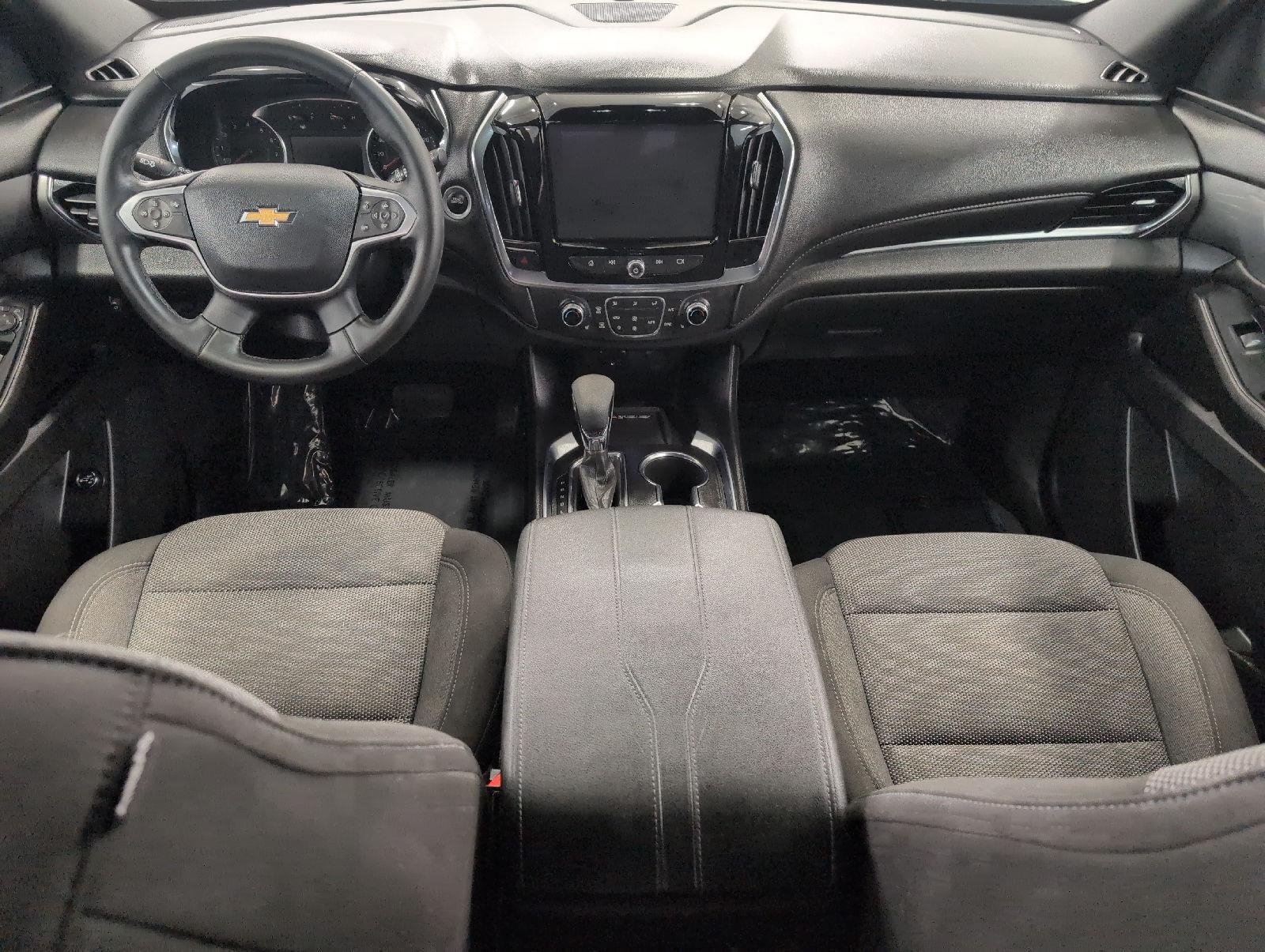 Used 2023 Chevrolet Traverse LT AWD/4WD image 6